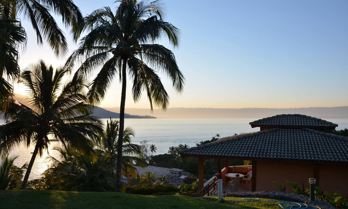 Ilhabela Ski Chalet | Chalet in Siriúba - Ilhabela - Spectacular panoramic sea view.