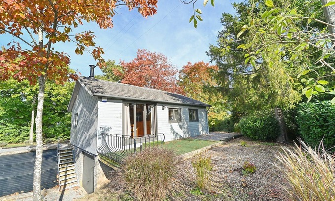 Somme-Leuze Ski Chalet | Chalet in Somme-Leuze with Stunning Garden