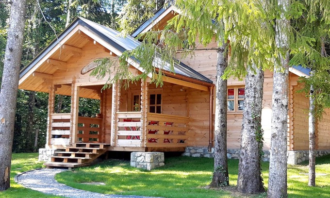 Bluffy Ski Chalet | CHALET L'UBAC, a little corner of paradise between Lake Annecy and its mountains