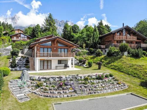 Ovronnaz Ski Chalet | Chalet Le Souvenir by Interhome