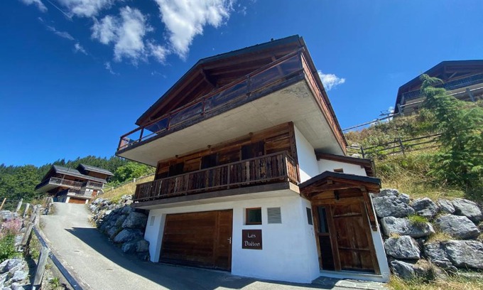 Morgins Ski Chalet | Chalet Les Dalton, Morgins