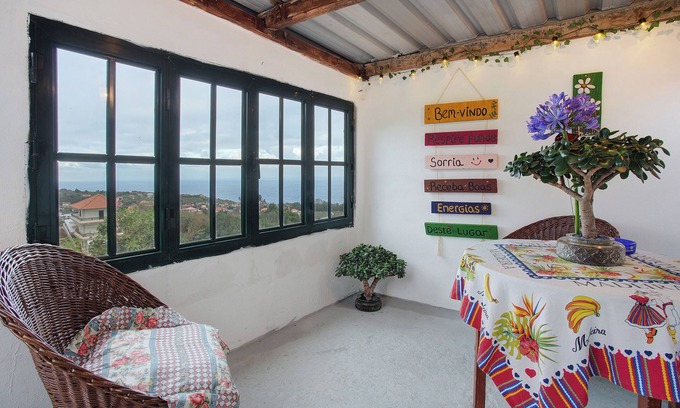 Sao Jorge Ski Chalet | Chalet 'Luci's House' with Sea View, Private Terrace and Wi-Fi