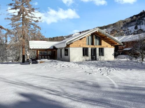 Valloire Ski Chalet | Chalet magnifique à Valloire avec vue sur montagne.
