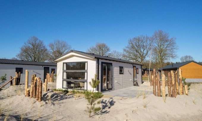 Biddinghuizen House | Chalet with 2 bedrooms and a terrace
