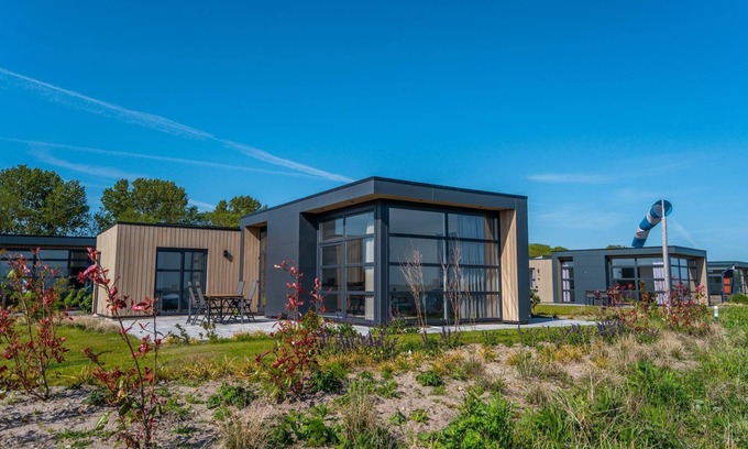 Enkhuizen House | Chalet with 2 bedrooms and a terrace