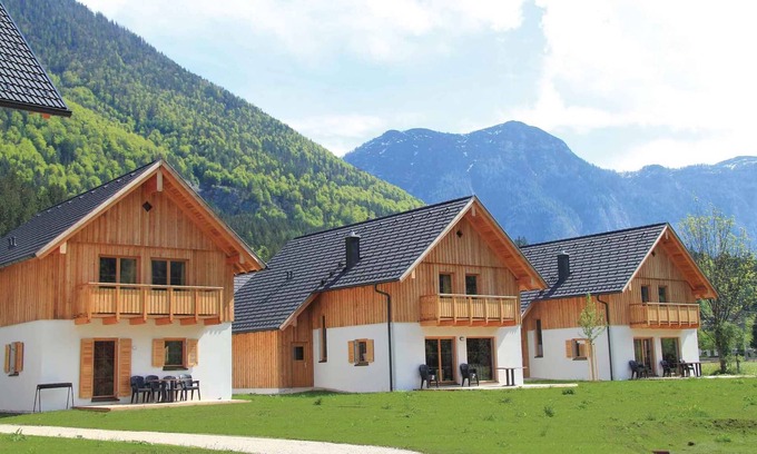 Obertraun Ski Chalet | Chalet with private sauna
