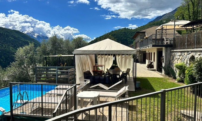 Ardenno Ski Chalet | CHALET WITH SWIMMING-POOL SURROUNDED BY VINEYARDS