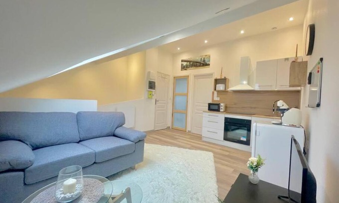 Saint-Quentin Apartment | Chaleureux et convivial