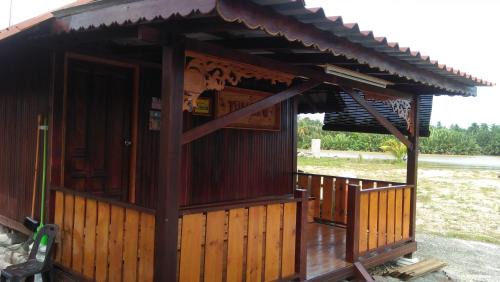 Kampung Semut Api Hotel | Challet Tualang