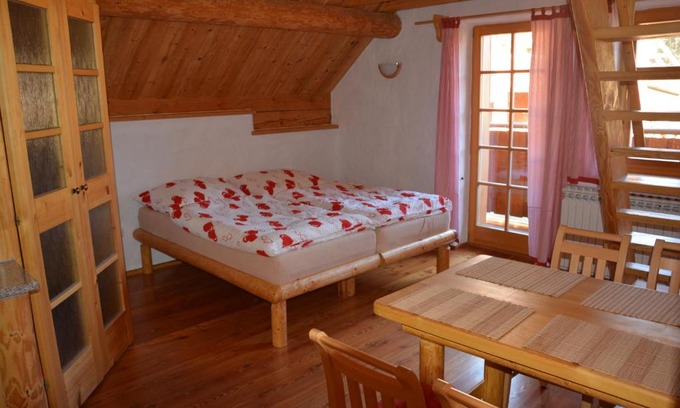 Prachatice Cabin | Chalupa Ambra