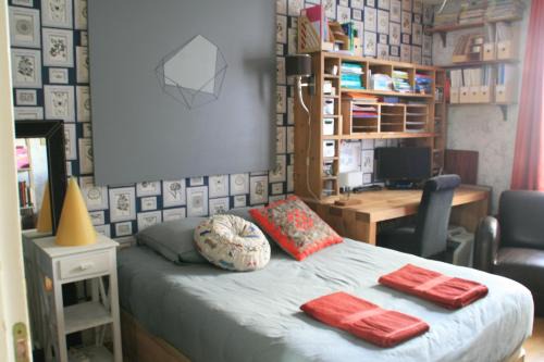 Vanves House | Chambre avec balcon - Parc des Expos Porte de Versailles