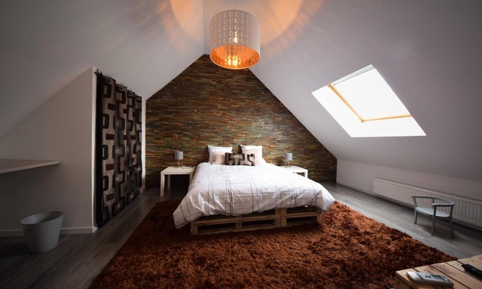 Bruyeres-et-Montberault House | Chambre d'Hotes Lorengrain