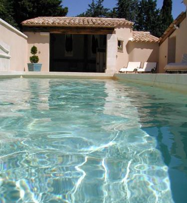 Eyguieres Bed & Breakfast | Chambre d'hôte Anais