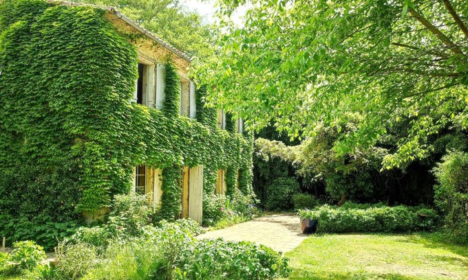Moulis-en-Medoc Bed & Breakfast | Chambre d'hôtes Le Moulin de Moulis
