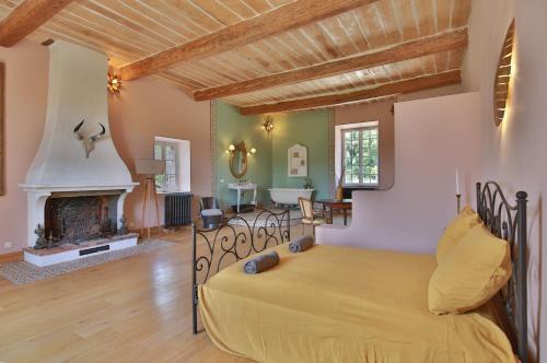 Callian Bed & Breakfast | Chambre d'hôtes Les Temps Heureux