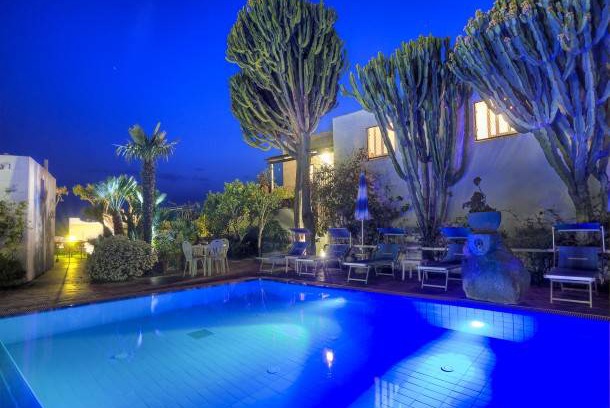 Forio Other | Chambre d'Hôtes ∙ 4 bedrooms ∙ 16 guests