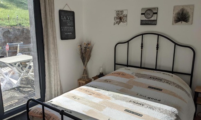 Liergues House | Chambre double indépendante NATURALE au sein du domaine PASSELOUP