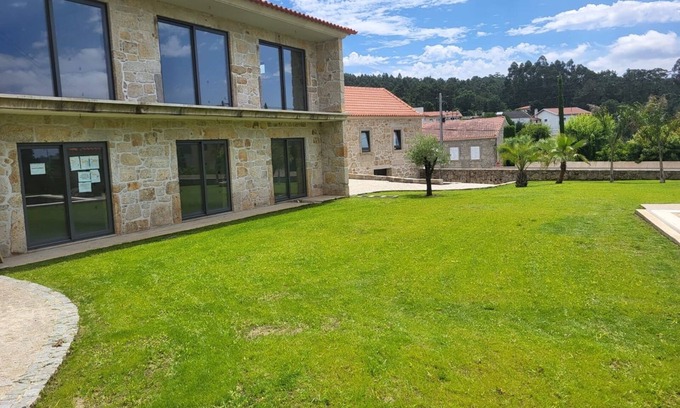 Santa Maria da Feira Bed & Breakfast | Chambre privée à 30 min au sud de Porto