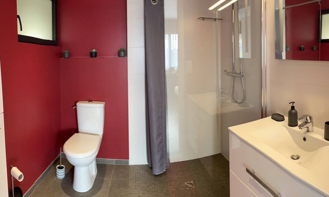 Merignies Bed & Breakfast | Chambre, sdd - wc, 24 m2, Accès Indépendant D'une Maison sur un Golf/PKG Fermé