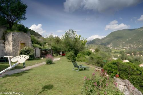 Montbrun-les-Bains Bed & Breakfast | Chambres D'hôtes Le Bellevue -