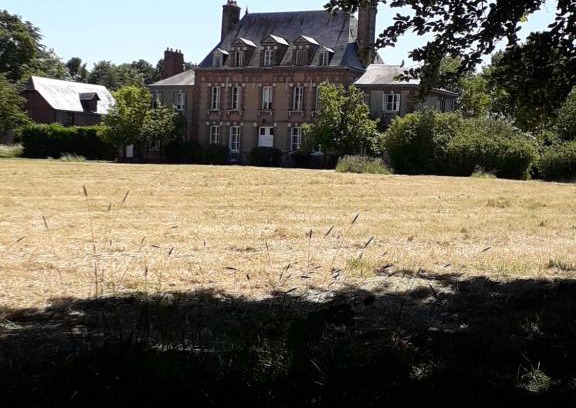 Canteleu Bed & Breakfast | Chambres d'Hôtes de Manoir de Captot