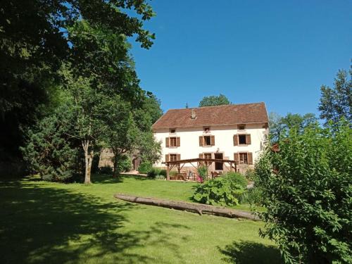 Rasey Bed & Breakfast | Chambres d'hôtes La Charmante