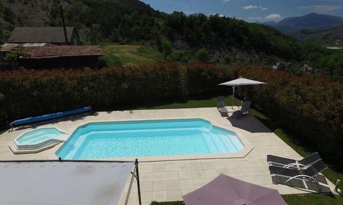 Venterol Bed & Breakfast | Chambres d'hôtes La Dorgisane