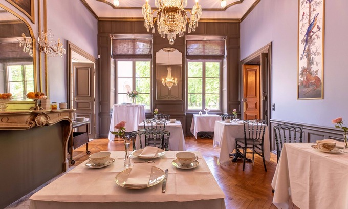 Charmeil Bed & Breakfast | Chambres D'hôtes Vichy : Château de Charmeil