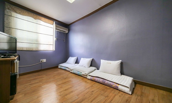 Jinhae Hotel | Changwon Jinhae Yuramjang