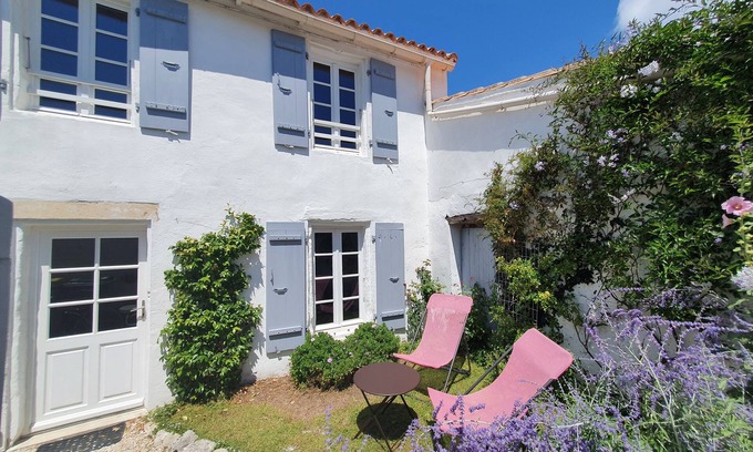 Saint-Clement-des-Baleines House | Charm and comfort in a renovated house rétaise