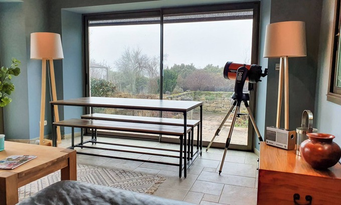 Cajarc Bed & Breakfast | Character house 10 minutes walk from the medieval village of Cajarc with swimming pool