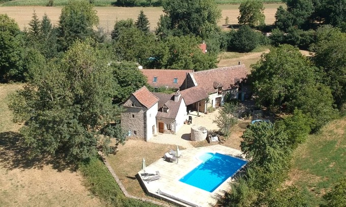 Saint-Projet Cottage | Character house with swimming pool in the heart of the Causses du Quercy nature park