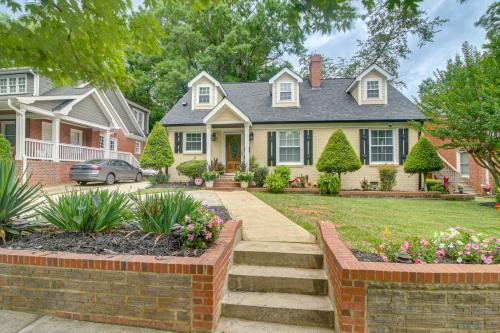 Wesley Heights House | Charlotte Home with Yard - Near Spectrum Center!
