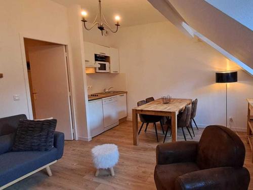 Vignec Apartment | Charmant 2 Pièces Cabine Rénové avec Piscine à Vignec, 6 Personnes - FR-1-504-596