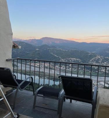 Le Broc Apartment | Charmant duplex vue sur montagne