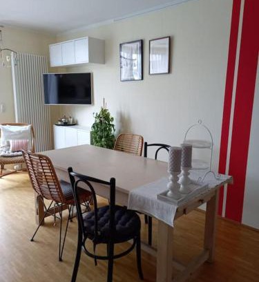 Soflingen Apartment | Charmante 2- Zi-Wo mit Dach-Terrasse