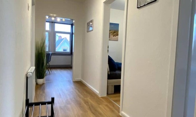 Emden Apartment | Charmante Altbauwohnung an der Kesselschleuse 3