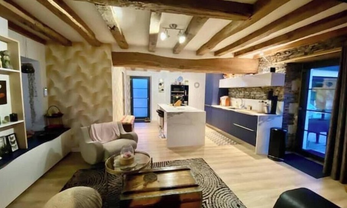 Murs-Erigne Bed & Breakfast | Charmante Suite Avec Jacuzzi