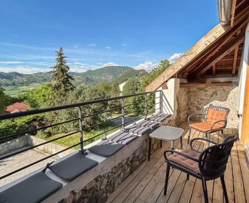 Venterol House | Charme Rustique et moderne entre Alpes & Provence
