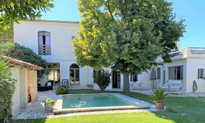 Saint-Laurent-d'Aigouze House | Charming bastide near Aigues-Mortes, heart of the village, quiet swimming pool
