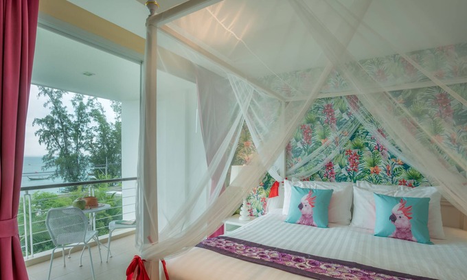 Rawai Apartment | ❤️ Charmin Sea View Studio with Jacuzzi/Shower