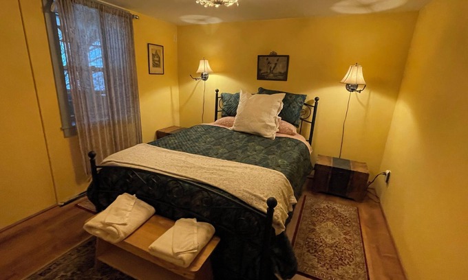 Bellows Falls Apartment | Charming 1-bedroom apartment with WiFi, & kitchen in fabulous Town of Rockingham