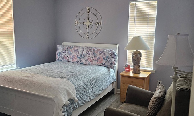Murrells Inlet Apartment | Charming, 1-bdrm apt, visit the Marshwalk, Huntington St Pk & Brookgreen Gardens