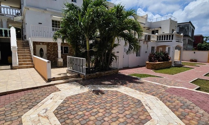Oranjestad Apartment | Charming 1-bedroom apartment with AC, WiFi in amazing Oranjestad