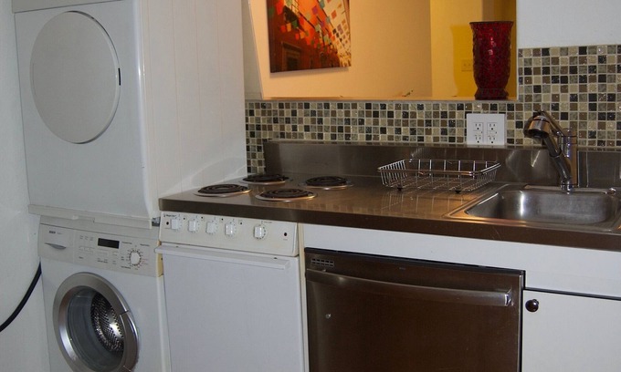 Boulder Apartment | Charming 1-bedroom apartment in marvelous Boulder with gardens all around.