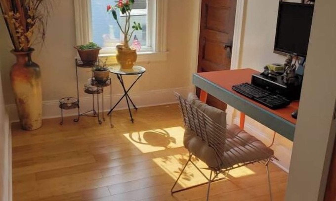 Lowell Apartment | Charming 1-bedroom apartment in nice Lowell with WiFi, AC