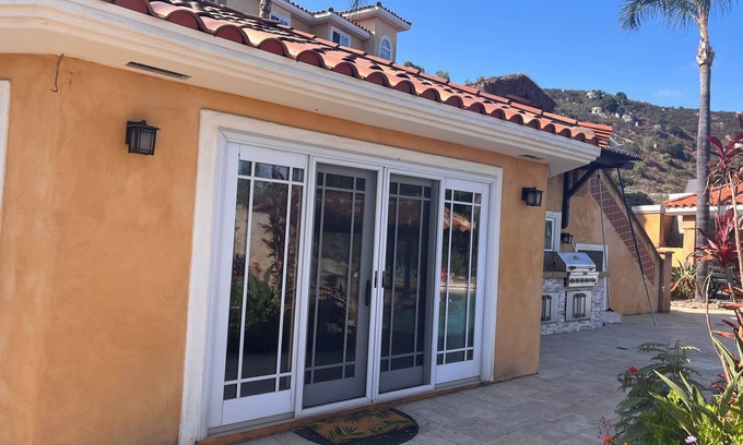 Poway Cottage | Charming 1-bedroom guest house/resort style in quiet, gated community in Poway.