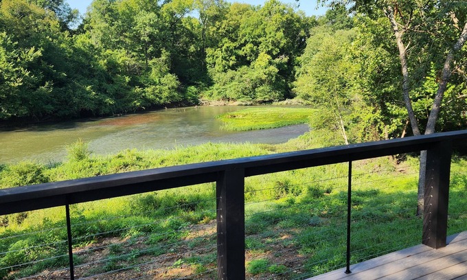 Caddo Valley House | Charming 1-bedroom house in Caddo Valley on the bank of the Caddo River