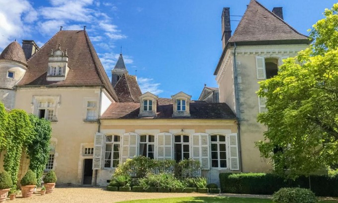 Celles House | Charming 14th Century Village Chateau with gardens and outdoor heated pool