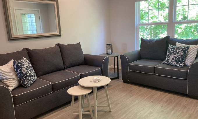 Charlevoix Condo | Charming 2 Bed, 2 Bath Charlevoix Condo